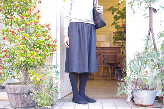タイツ sumiyarn　全体　トップ